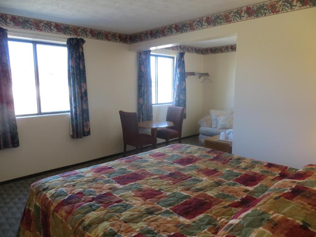Baxter Springs 巴克斯特莱斯4号旅馆汽车旅馆 客房 照片