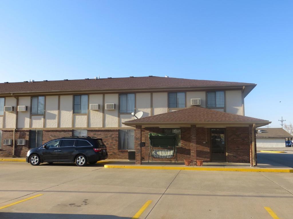 Baxter Springs 巴克斯特莱斯4号旅馆汽车旅馆 外观 照片